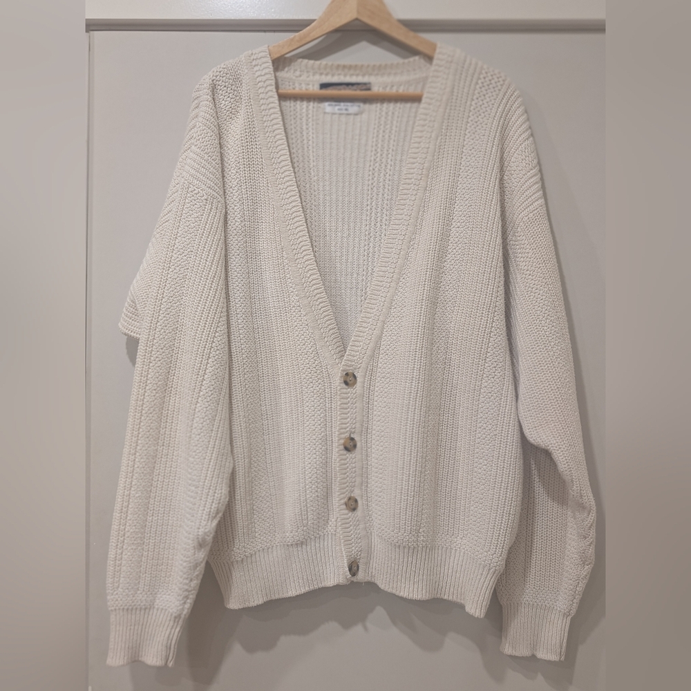 Vintage Mens BobbioCream Knit V-Neck Sweater-SZ-XL
